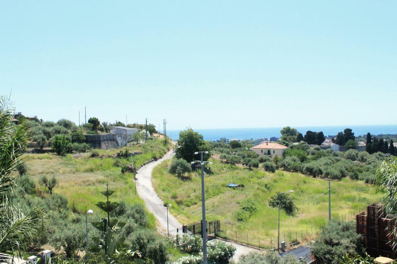 Villa I Minnulareddi Giardini Naxos Exterior foto