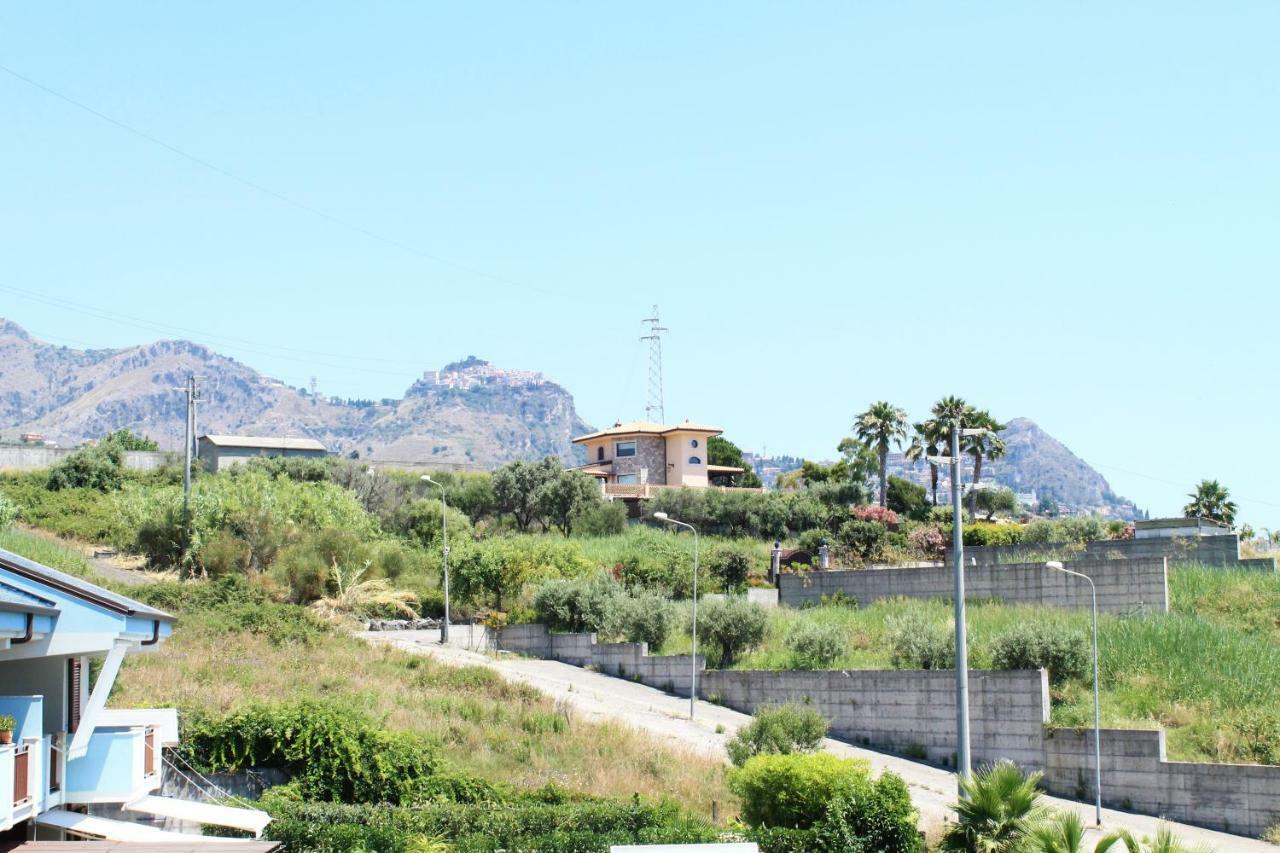 Villa I Minnulareddi Giardini Naxos Exterior foto